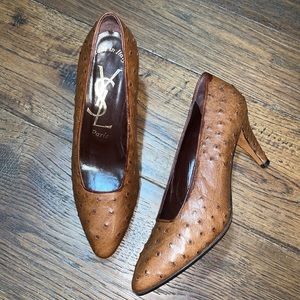 YSL Yves Saint Laurent Brown Ostrich Leather Pumps. 3" Heels. Sz 7.5